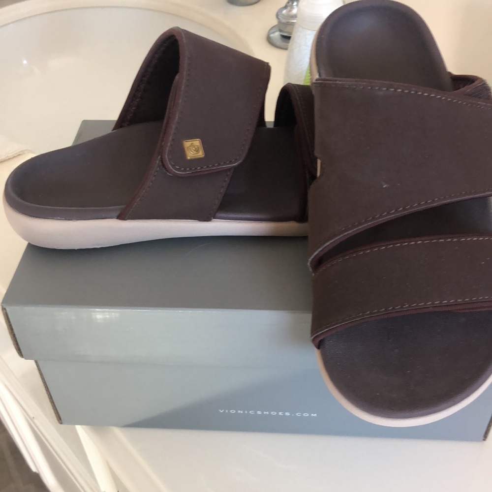 Vionic sandals